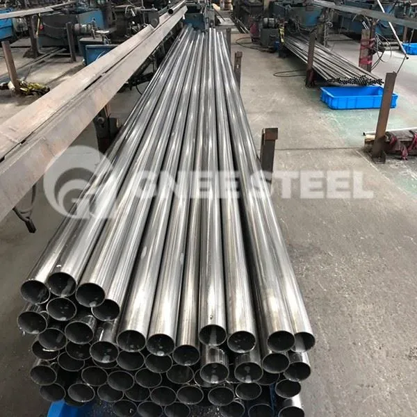 444 Stainless Steel Round Pipe