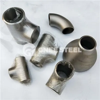 Ötvözött acél szerelvények