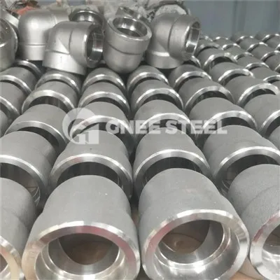 Ötvözött acélból kovácsolt szerelvények