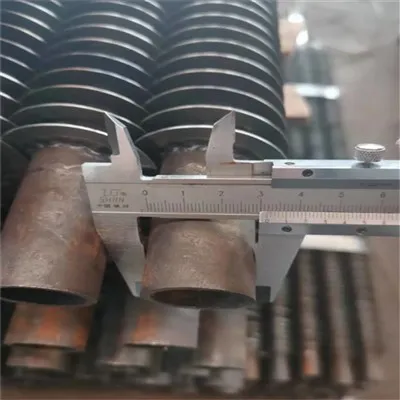 Bordás csövek ASTM A335