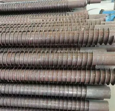 Bordás cső alakú fűtőcső ipari szárítóberendezésekhez