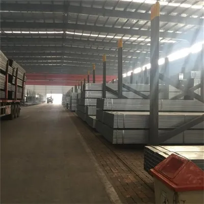 Ss330 varrat nélküli hegesztett négyzet alakú horganyzott cső